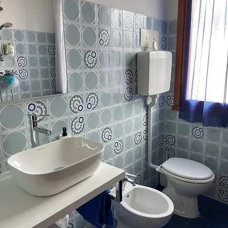 Lägenhet Tirrenia 14 *