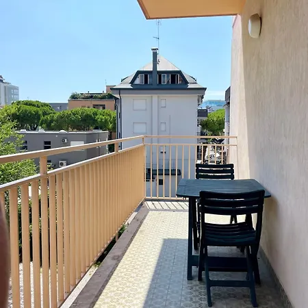 아파트 Tirrenia 14